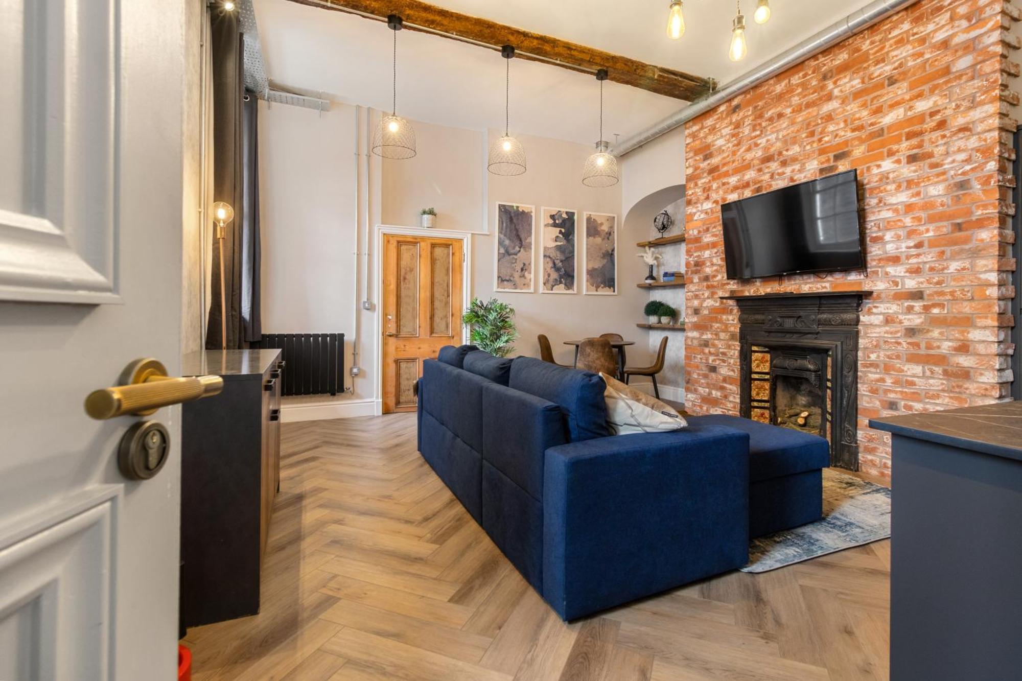 Whiskawaystays - Shaw Mews - Apartment 3 Worcester Bagian luar foto