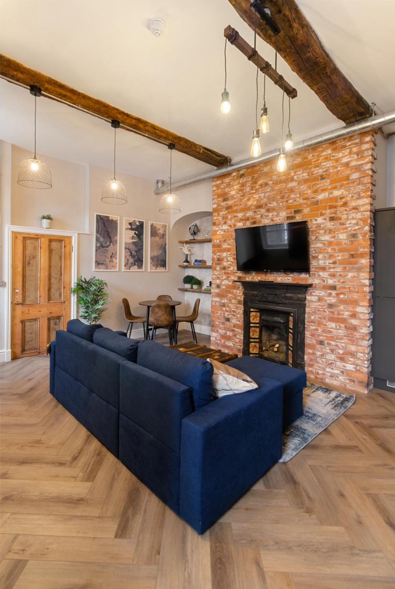 Whiskawaystays - Shaw Mews - Apartment 3 Worcester Bagian luar foto