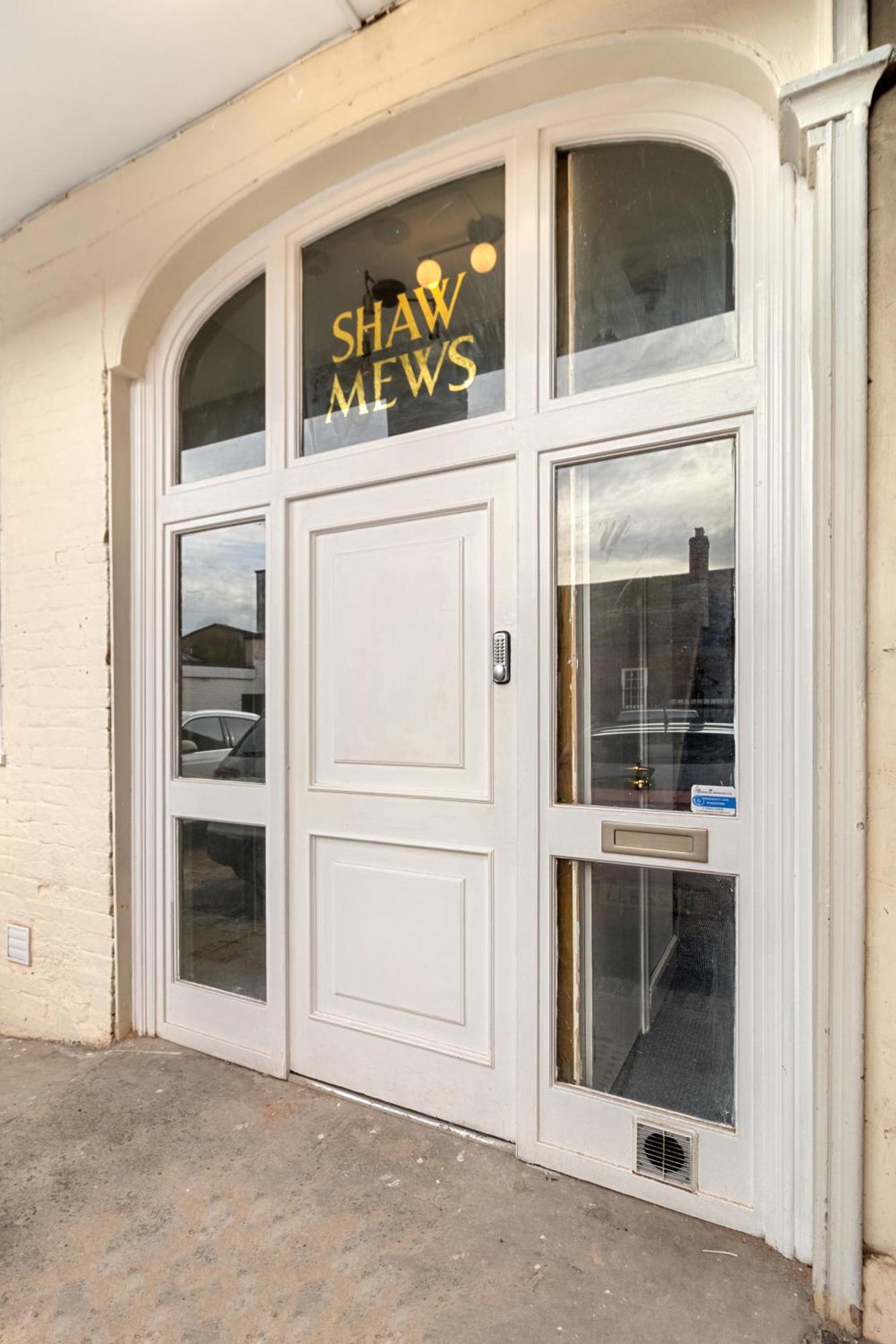 Whiskawaystays - Shaw Mews - Apartment 3 Worcester Bagian luar foto